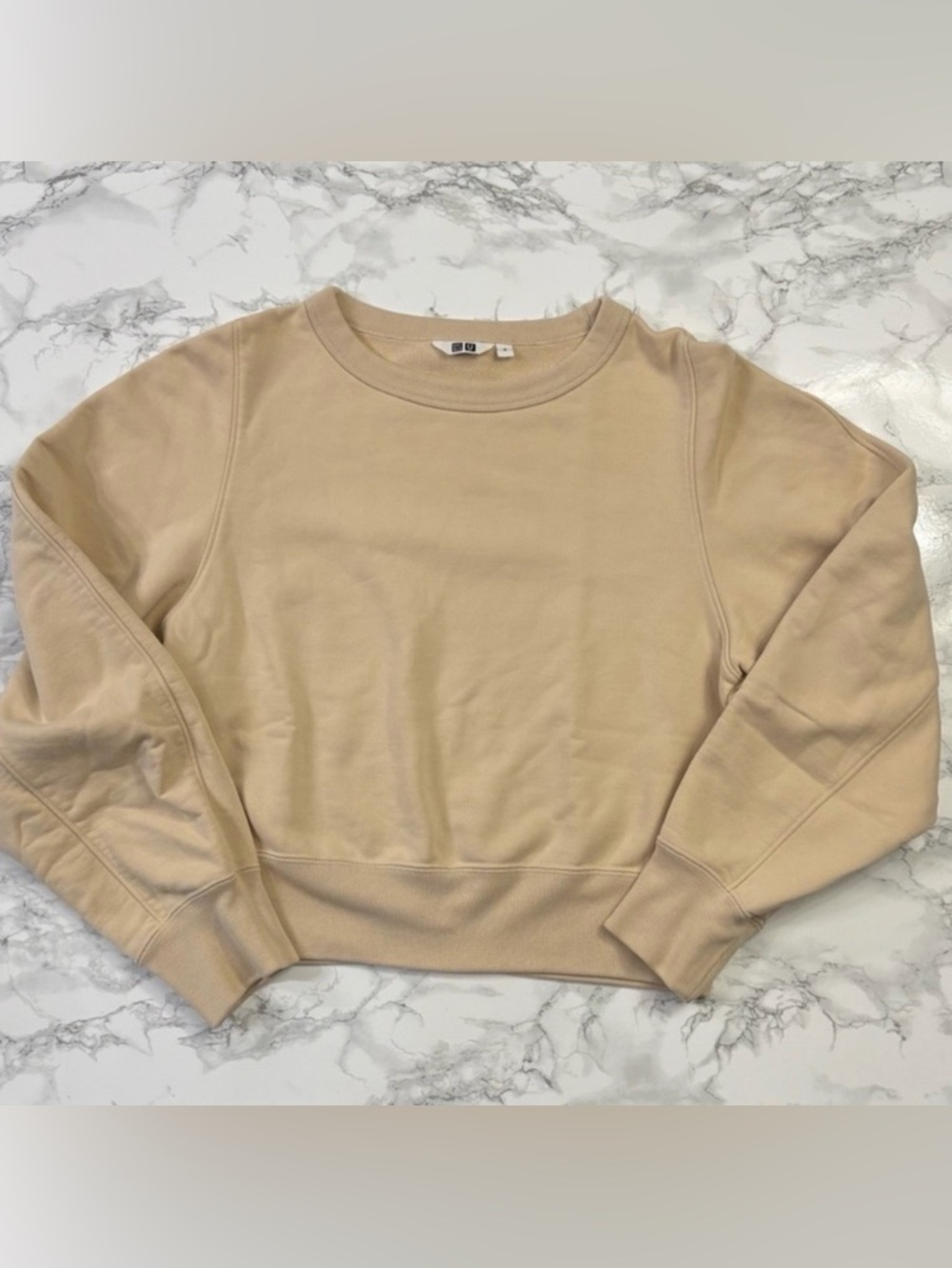 Uniqlo Cropped Crewneck Sweatshirt